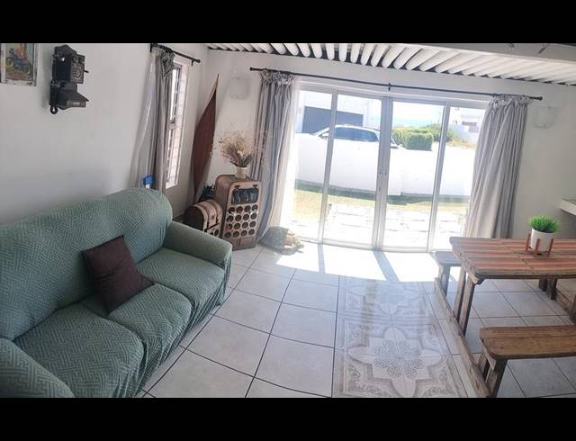 4 BEDROOM HOUSE FOR SALE IN FLAGSHIP